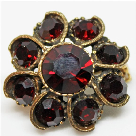 Jewelry - Vintage Dark Garnet Red Glass Stone Flower Goldt Brooch Pin | Jewelry | Brooch